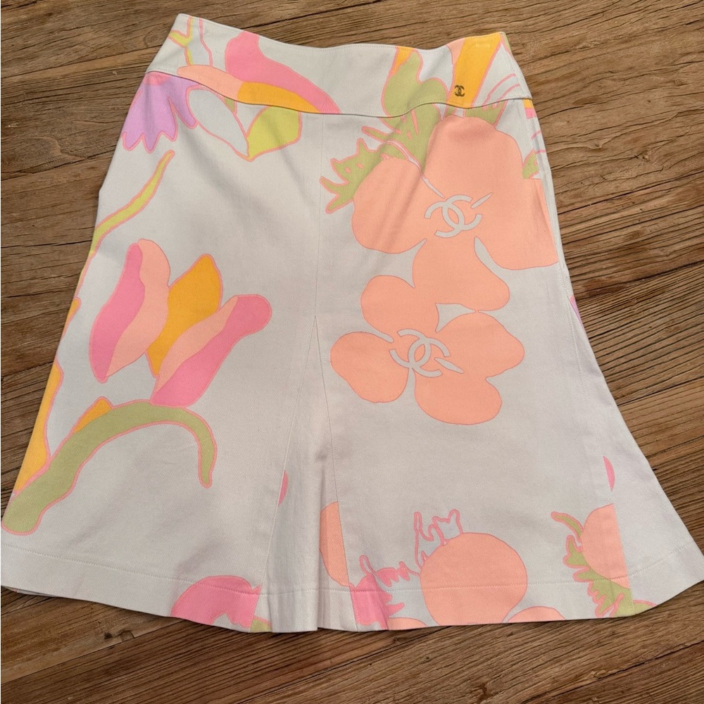 Chanel denim printed skirt 28” waist
